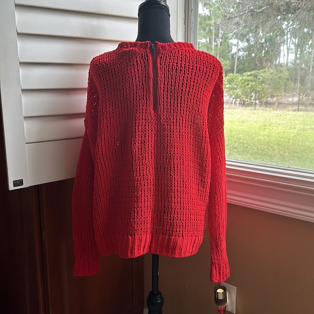Women’s Abercrombie & Fitch red sweater. Size XS/S. - Picture 3 of 6